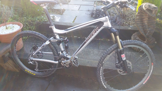 trek 1300 mountain bike